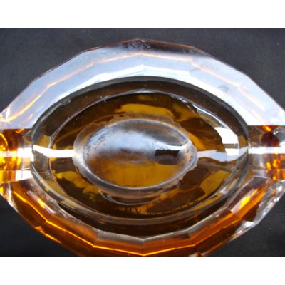 CRYSTAL ASHTRAY-IGT-AS0022